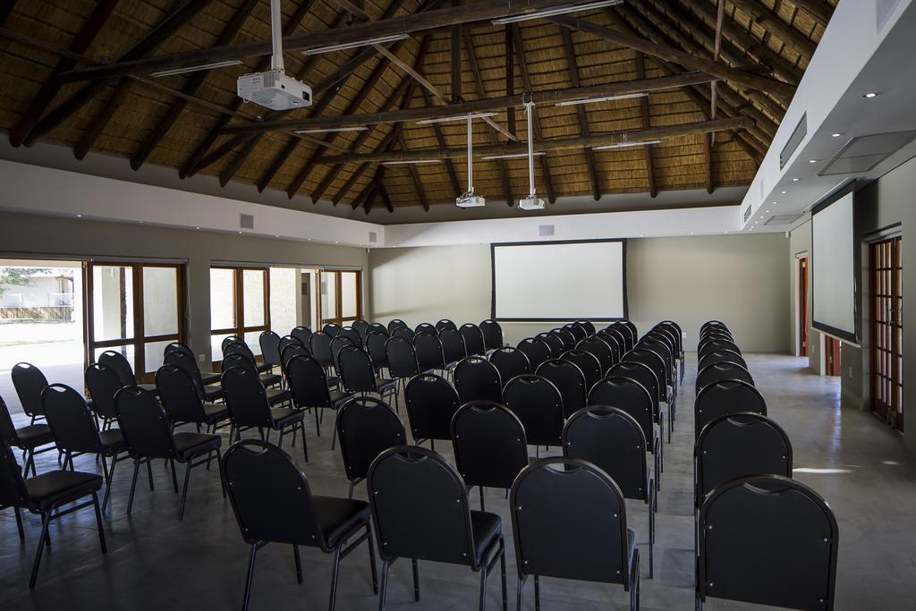 Monate Game Lodge Modimolle Bagian luar foto